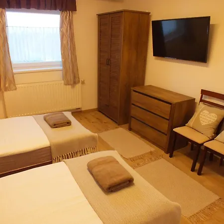 Papp Vendeghaz בית נופש *