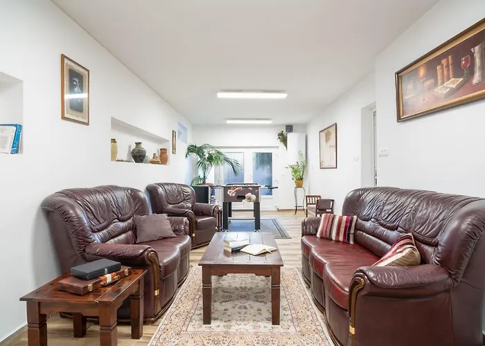 Papp Vendeghaz * בלטונדריץ'